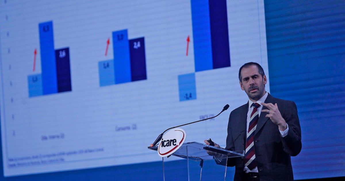 Grau desafía a empresarios: ¿Juego limpio con permisos?