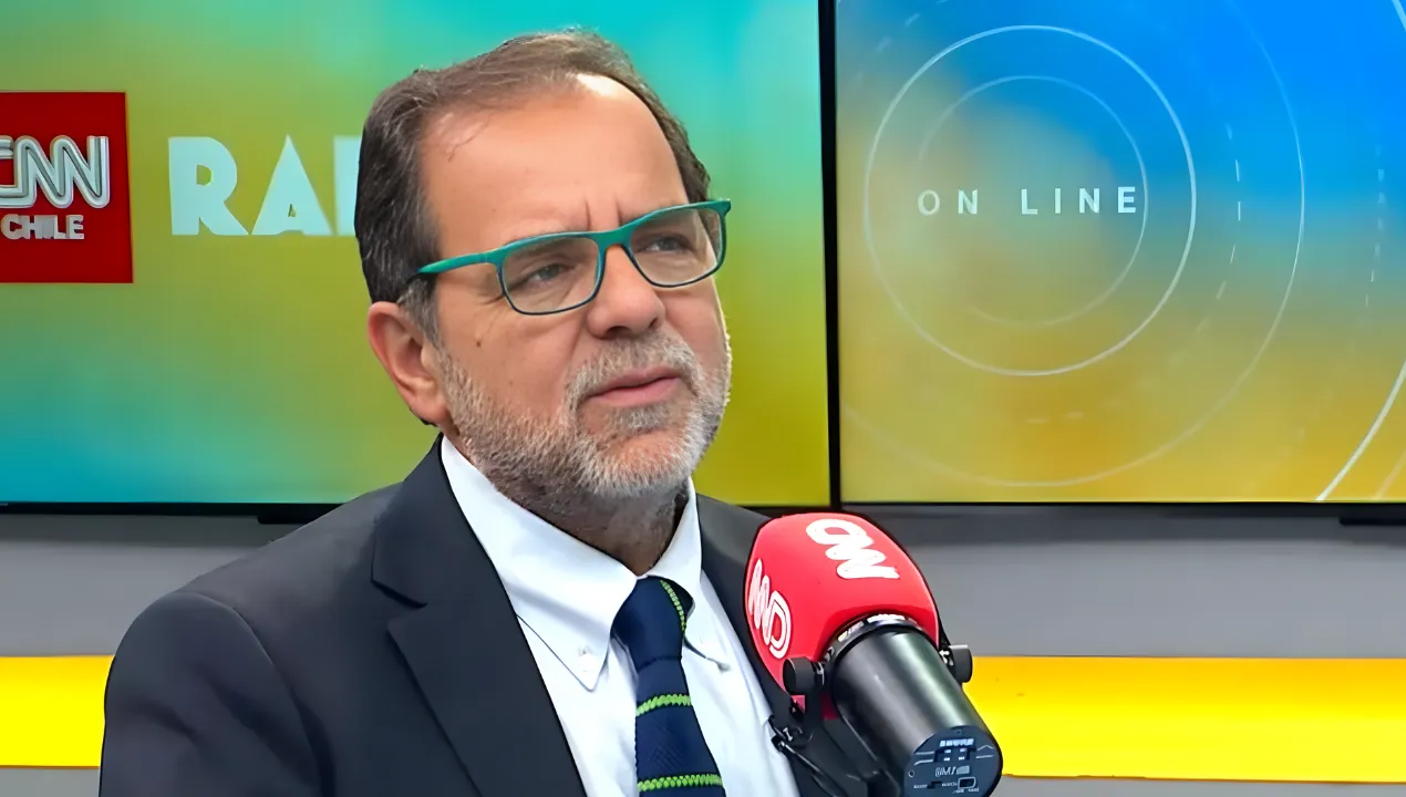 Política y Economía: ¿Lenguaje polarizado amenaza tu inversión?